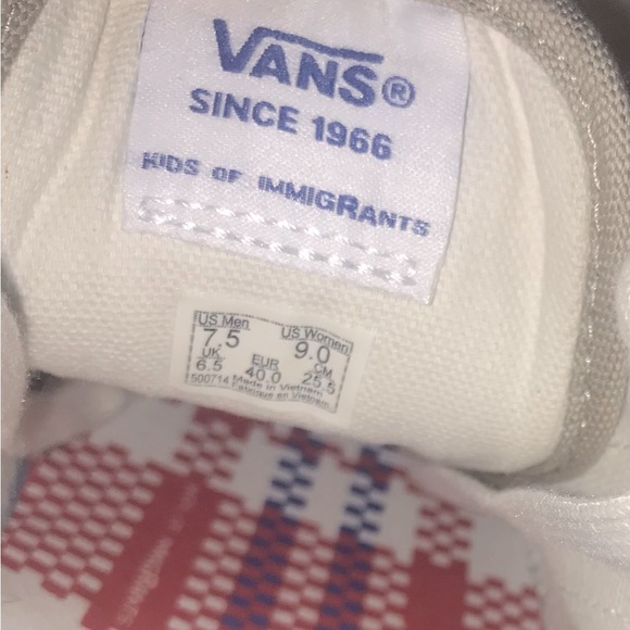 New Kids Of Immigrants Vans Old Skool 36 DX White Bandana Shoes W 9 / M 7.5 - Picture 7 of 7